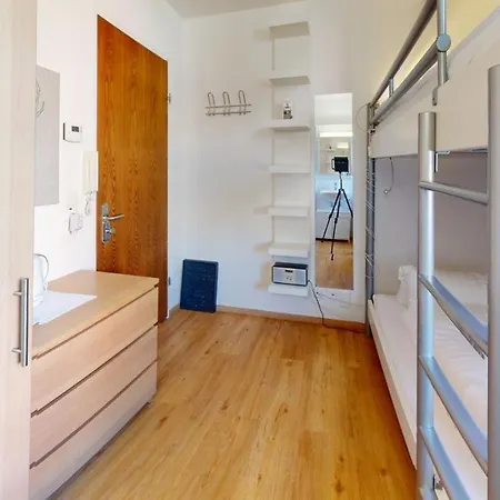 Residenz Am 109 *